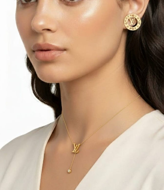 Louis Vuitton(LV) Pendant & Earing Set